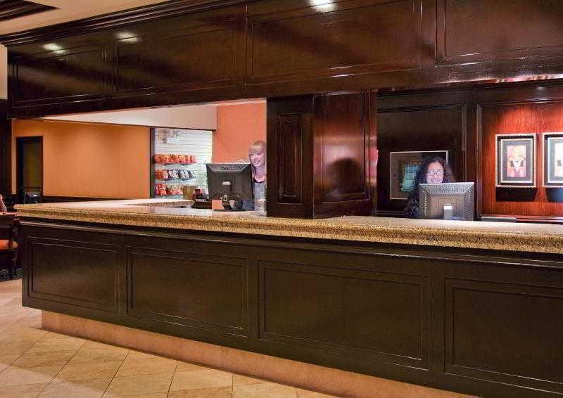 Amadeus Hotell 3*